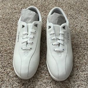 Womens Easy Spirit Brand New Tennis Shoes-Size 11